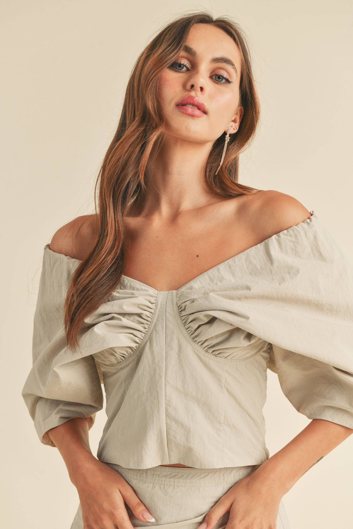 The Clara Structured Top